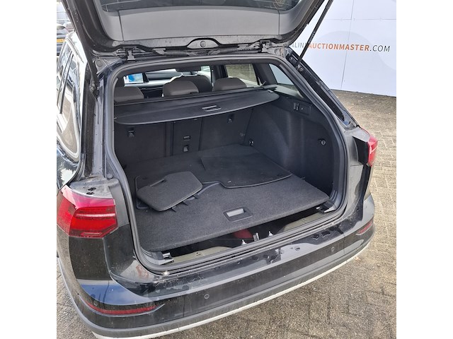 Personenauto volkswagen, golf, zwart, bouwjaar 2021 - afbeelding 26 van  46