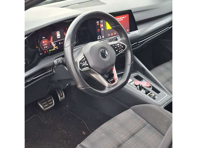 Personenauto, volkswagen, golf - afbeelding 9 van  60