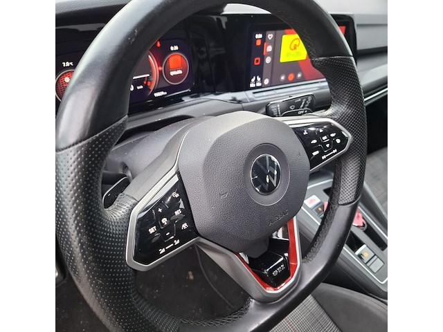 Personenauto, volkswagen, golf - afbeelding 14 van  60