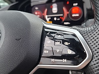 Personenauto, volkswagen, golf - afbeelding 16 van  60