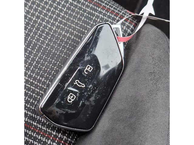 Personenauto, volkswagen, golf - afbeelding 26 van  60