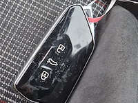 Personenauto, volkswagen, golf - afbeelding 26 van  60