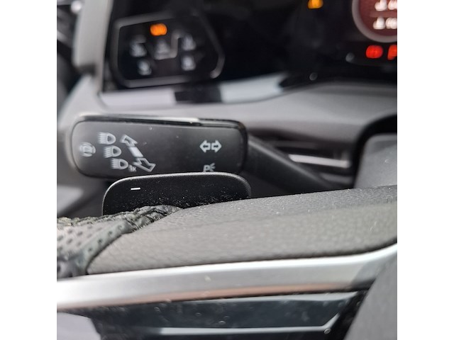 Personenauto, volkswagen, golf - afbeelding 28 van  60