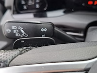 Personenauto, volkswagen, golf - afbeelding 28 van  60