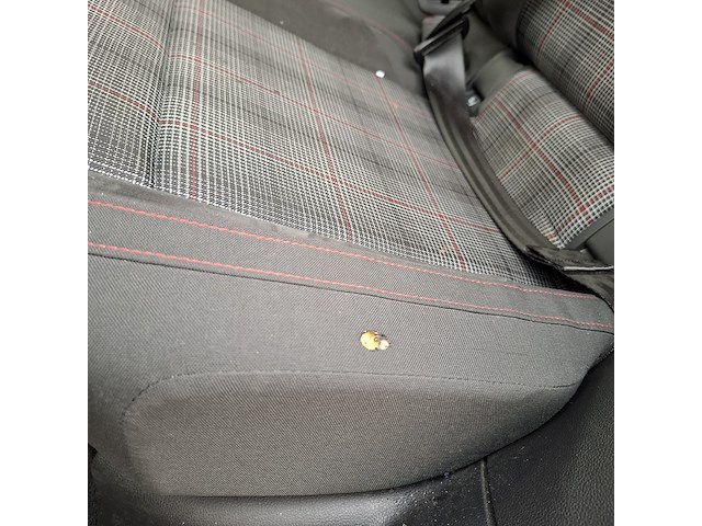 Personenauto, volkswagen, golf - afbeelding 32 van  60