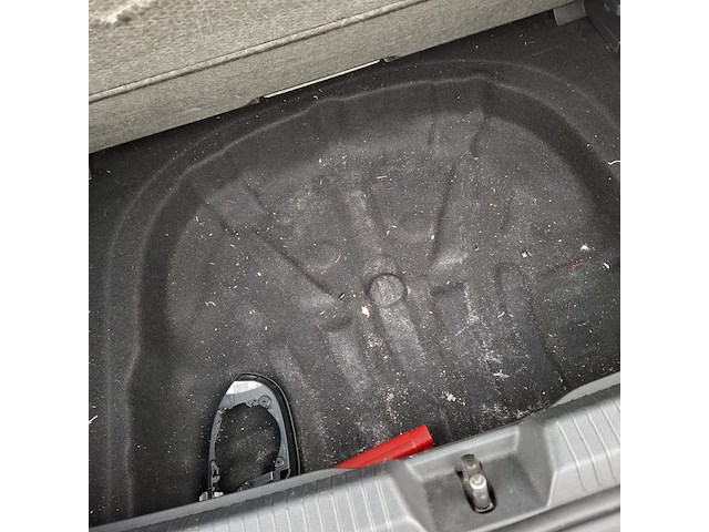 Personenauto, volkswagen, golf - afbeelding 36 van  60