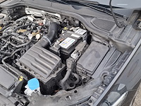 Personenauto, volkswagen, golf - afbeelding 47 van  60