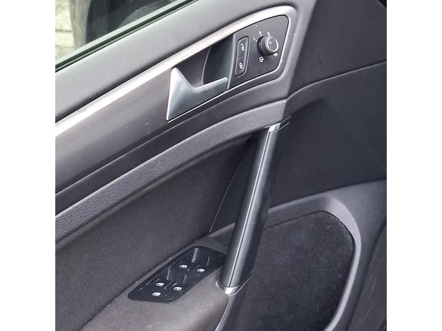 Personenauto, volkswagen, golf - afbeelding 8 van  49