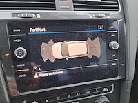 Personenauto, volkswagen, golf - afbeelding 20 van  49