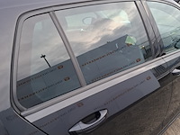 Personenauto, volkswagen, golf - afbeelding 31 van  49