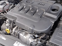 Personenauto, volkswagen, golf - afbeelding 42 van  49