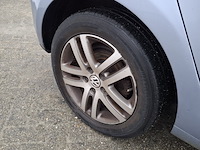 Personenauto, volkswagen, golf - afbeelding 4 van  47