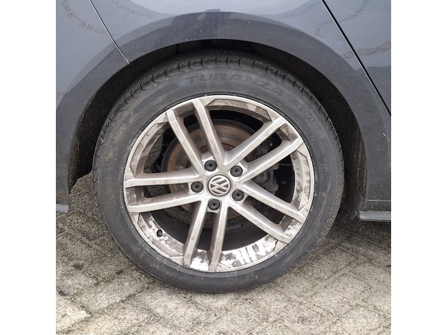 Personenauto, volkswagen, golf - afbeelding 4 van  52