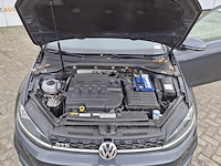 Personenauto, volkswagen, golf - afbeelding 10 van  52