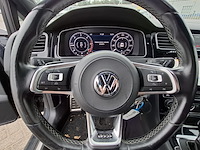 Personenauto, volkswagen, golf - afbeelding 19 van  52