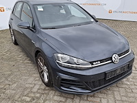 Personenauto, volkswagen, golf - afbeelding 23 van  52