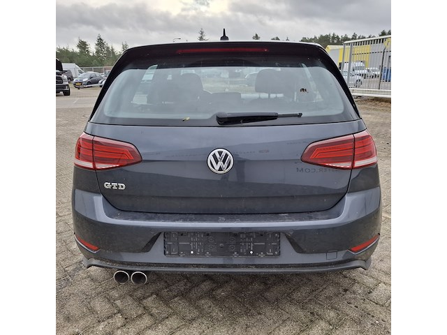 Personenauto, volkswagen, golf - afbeelding 49 van  52