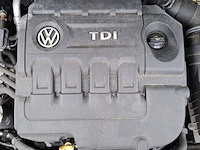 Personenauto, volkswagen, golf - afbeelding 20 van  46
