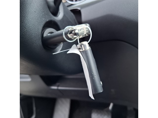 Personenauto, volkswagen, golf - afbeelding 28 van  46