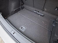 Personenauto, volkswagen, golf - afbeelding 35 van  46