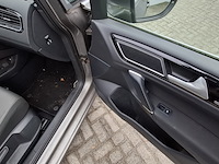 Personenauto, volkswagen, golf - afbeelding 39 van  46