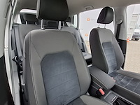 Personenauto, volkswagen, golf - afbeelding 41 van  46