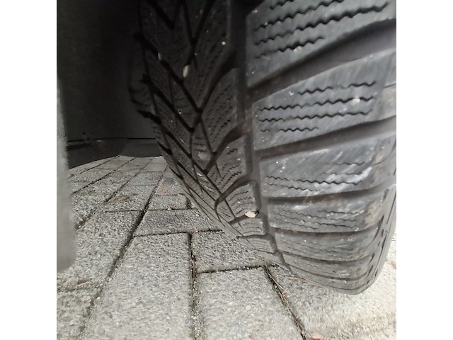 Personenauto, volkswagen, golf - afbeelding 9 van  46