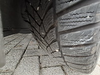 Personenauto, volkswagen, golf - afbeelding 9 van  46