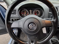 Personenauto, volkswagen, golf - afbeelding 25 van  47