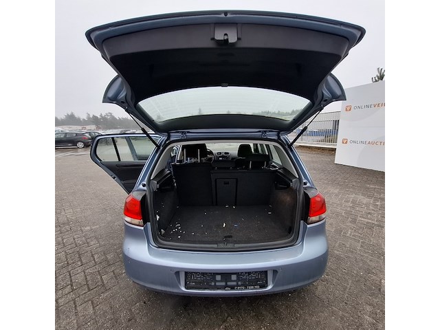 Personenauto, volkswagen, golf - afbeelding 34 van  47