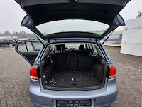 Personenauto, volkswagen, golf - afbeelding 34 van  47