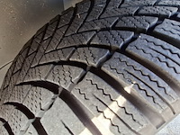 Personenauto, volkswagen, golf - afbeelding 4 van  52