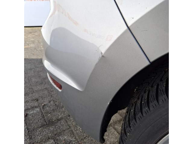 Personenauto, volkswagen, golf - afbeelding 9 van  52