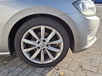 Personenauto, volkswagen, golf - afbeelding 10 van  52