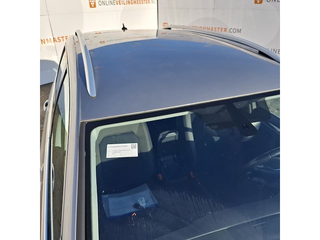 Personenauto, volkswagen, golf - afbeelding 11 van  52