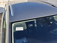 Personenauto, volkswagen, golf - afbeelding 11 van  52