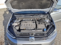Personenauto, volkswagen, golf - afbeelding 16 van  52