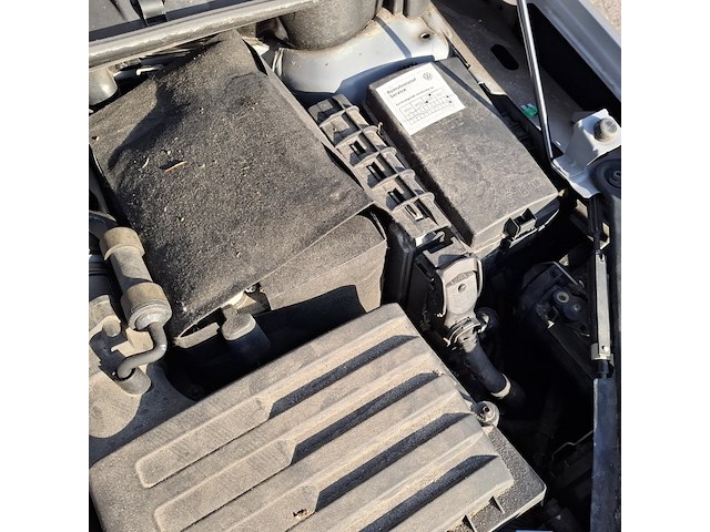 Personenauto, volkswagen, golf - afbeelding 18 van  52