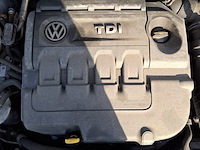 Personenauto, volkswagen, golf - afbeelding 19 van  52