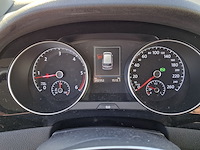 Personenauto, volkswagen, golf - afbeelding 26 van  52