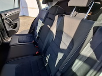 Personenauto, volkswagen, golf - afbeelding 33 van  52