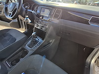 Personenauto, volkswagen, golf - afbeelding 39 van  52