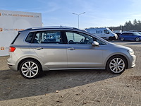 Personenauto, volkswagen, golf - afbeelding 34 van  52