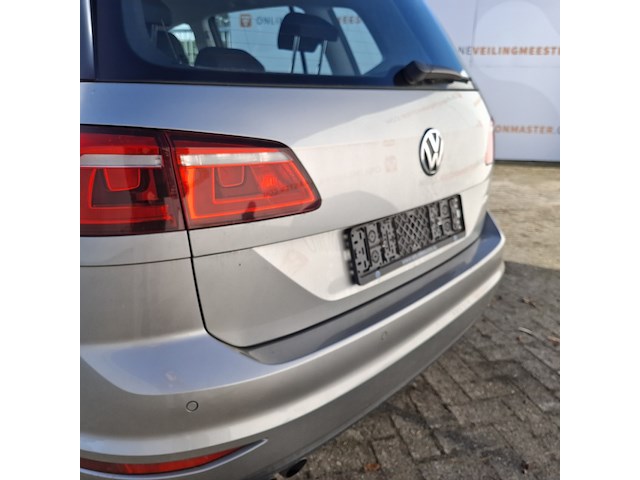 Personenauto, volkswagen, golf - afbeelding 46 van  52