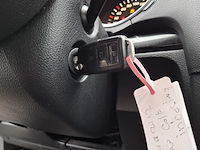 Personenauto, volkswagen, golf - afbeelding 21 van  47