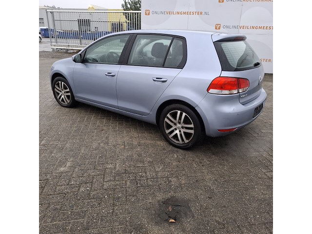 Personenauto, volkswagen, golf - afbeelding 45 van  47