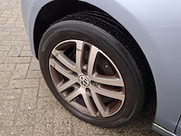 Personenauto, volkswagen, golf - afbeelding 47 van  47