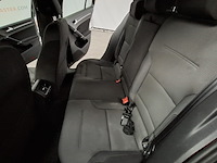 Personenauto, volkswagen, golf - afbeelding 22 van  47