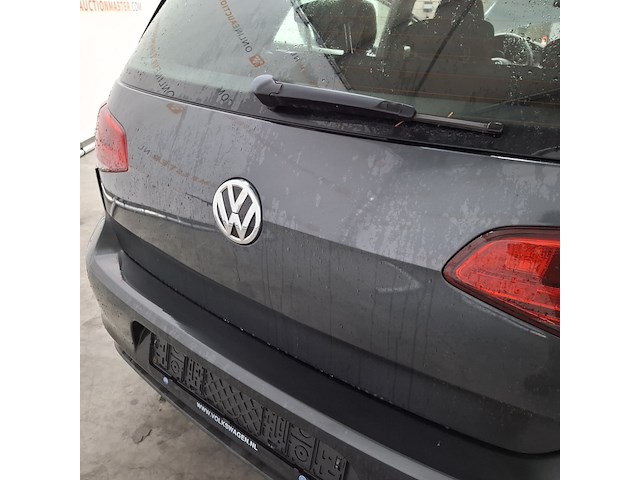 Personenauto, volkswagen, golf - afbeelding 24 van  47