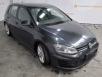 Personenauto, volkswagen, golf - afbeelding 23 van  47